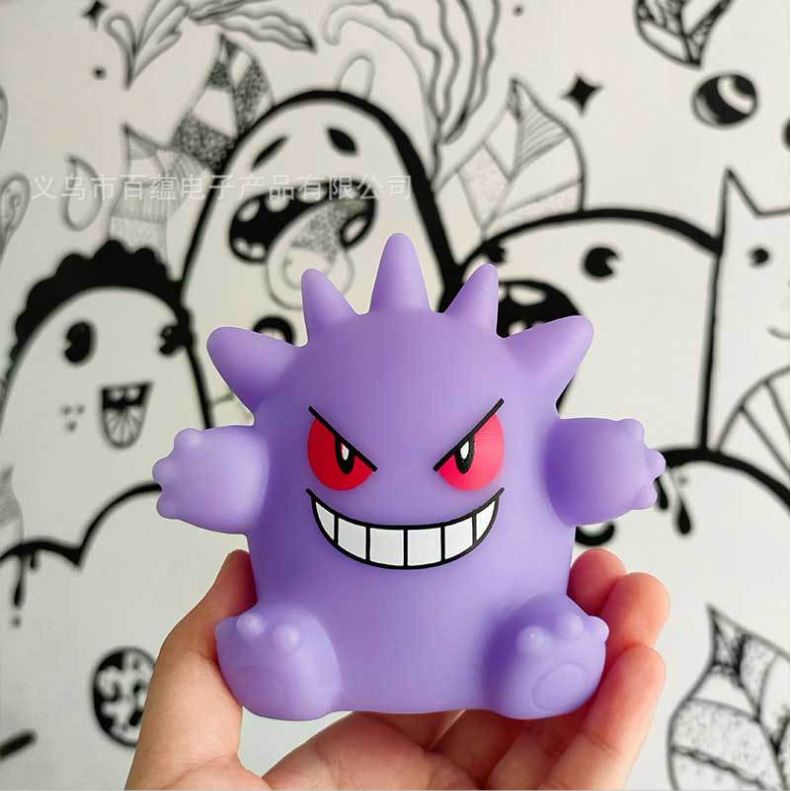 FIGURA CON LUZ GENGAR